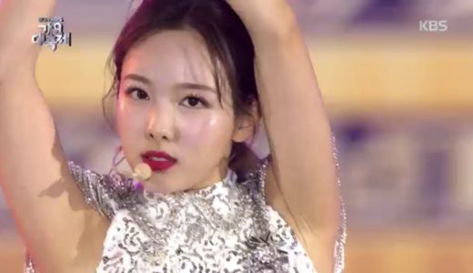 트와이스 (TWICE) - Breakthrough + Feel Special [2019 KBS 가요대축제] 20191227