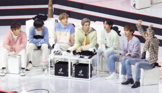 BTS Reaction to TWICE · SEVENTEEN · NU'EST (트와이스·세븐틴·뉴이스트 무대보는 방탄소년단)