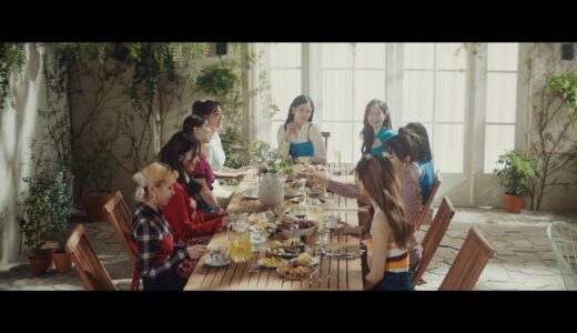 TWICE 「Kura Kura」 Music Video