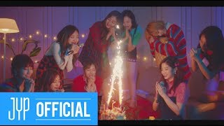 TWICE “Merry & Happy” M/V