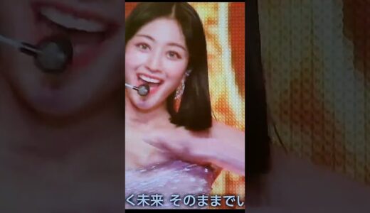Twiceのプロとしての凄さとジヒョとナヨンのファインプレーの紅白 / Amazing how Twice can recover from all the happening / #Shorts