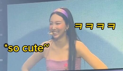 TWICE reaction to ONCEs singing POP