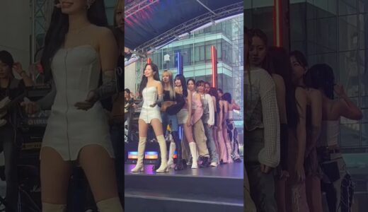Can’t get enough of TWICE! 🤩