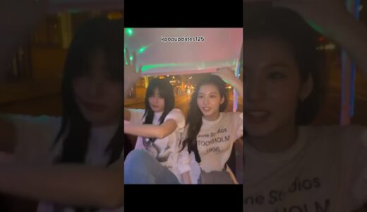 Sana & Momo enjoying the night in Chicago 😎🤝 #twice #twiceedit #sana #twice5thworldtour #momo
