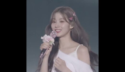 Nayeon suprises MISAMO in their debut showcase in Japan #kpop #shorts