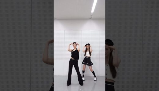 MISAMO「Do not touch」 MINA × MAYA