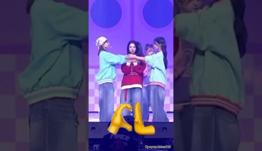 Nayeon got betrayed here 😭😂 #twice #mina #chaeyoung #nayeon #minayeon #michaeng